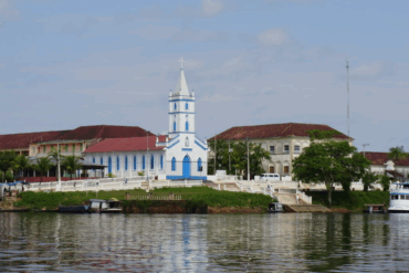 Descobrindo os Encantos de Itacoatiara, Amazonas: Um Guia Completo